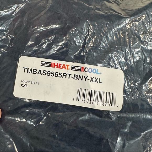 32 degrees MEN'S COOL CLASSIC CREW T-SHIRT - Picture 4 of 4